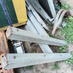 Clothes Line Hangers 