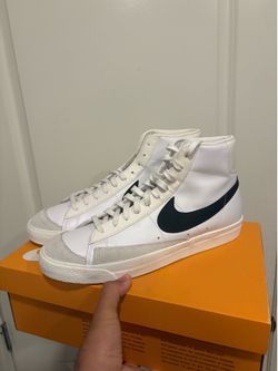 Nike Blazer Mid ‘77