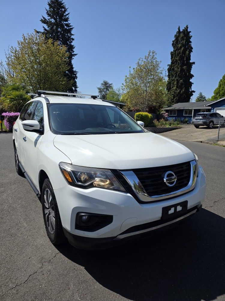 2017 Nissan Pathfinder