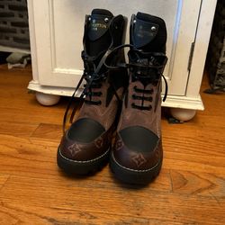 Louis Vuitton High Heel Boots