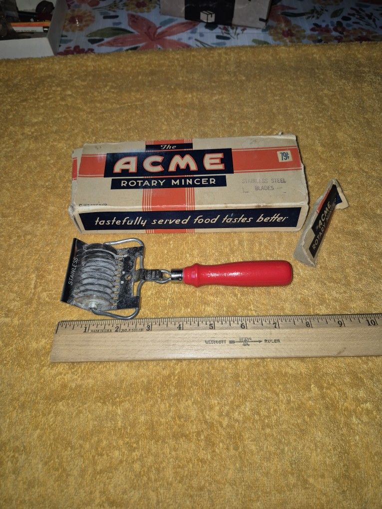 Vintage The Acme Rotary Mincer In Box