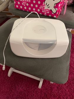 Baby wipe warmer