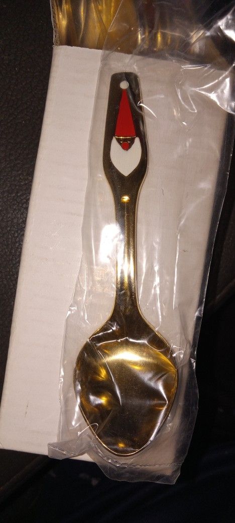 Brand New Super Rare Dozen Of 4"goldtone 2006 Collector Spoon Deal