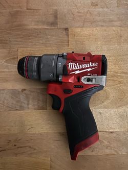 Milwaukee M12 Fuel Hammer Drill/Driver