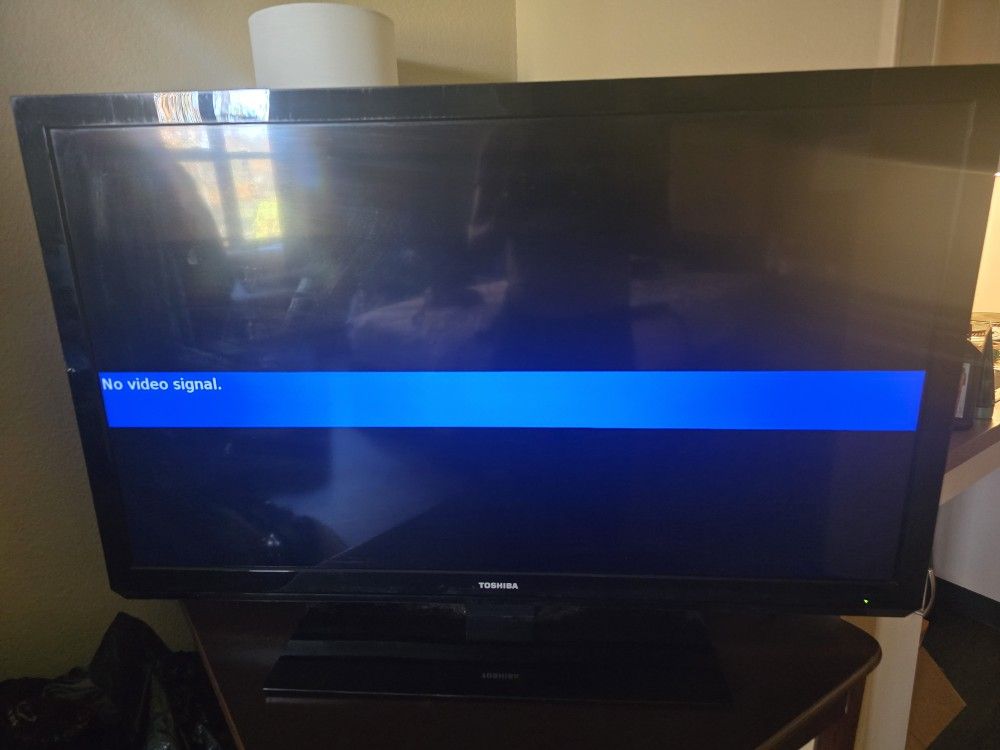 55 In Toshiba T.v w Remote & Sound System