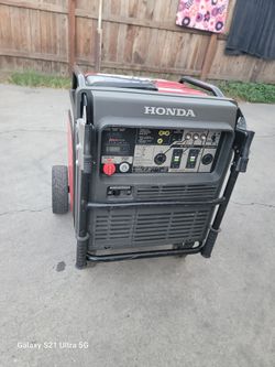 Generator Honda ef7000is used 920 hours  works good  super quiet generator 120v And 240v