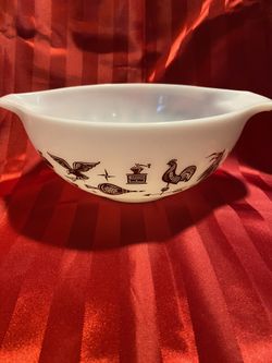Pyrex Early American 8 Inch Bowl