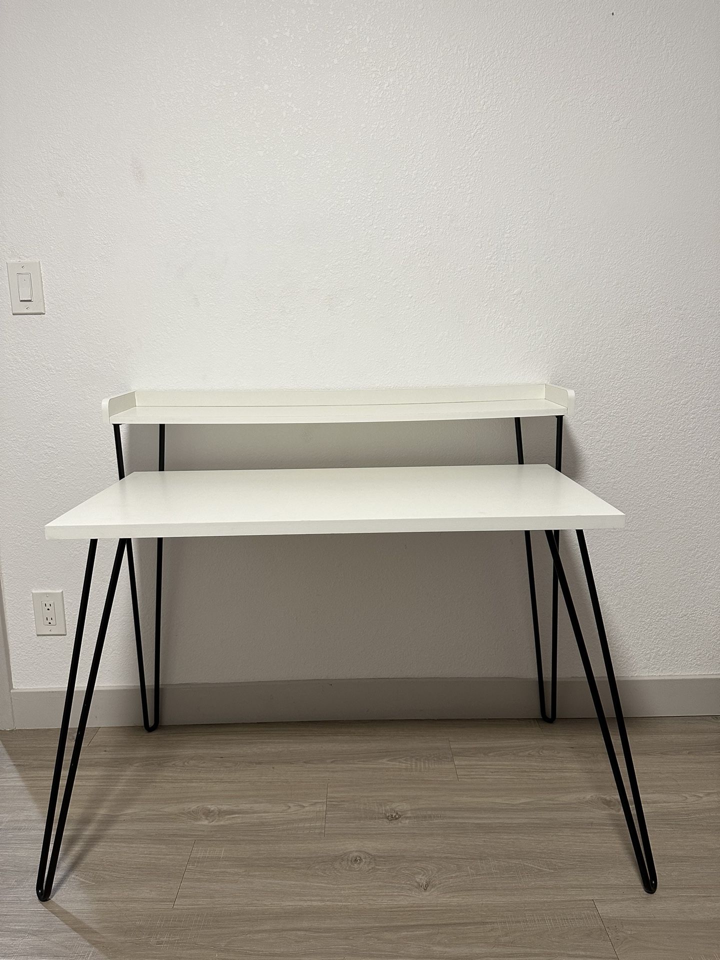 White Desk