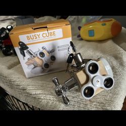 Montessori Busy Cube 