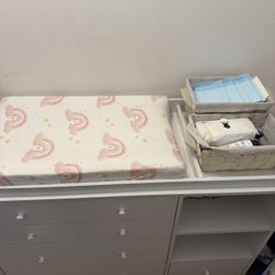 FUFU&GAGA5-Drawers White Wood Dresser Vanity Table Chest of Drawers Storage Cabinet with Shelf 36.1 in. H x 47.2 W x 19.7 D