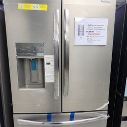 FRIGIDAIRE GALLERY  COUNTER DEPTH REFRIGERATOR WITH  DUAL ICE MAKER /1YEAR WARRANTY  1AÑO DE GARANTIA POR ESCRITO 