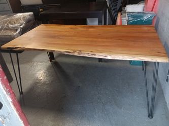 I have one beautiful brand new kitchen table with no chairs