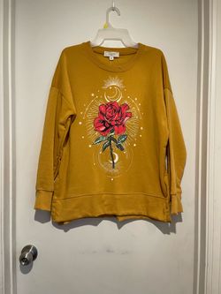 New women’s sweater size large