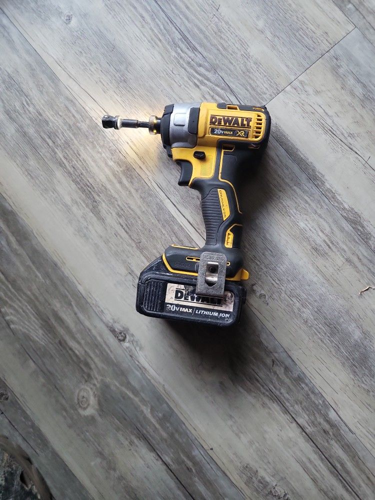 Dewalt 20v IMPACT Driver With Battery 3AH