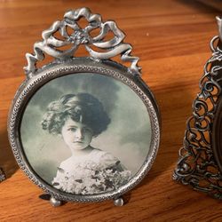 Vintage frames In Excellent Condition