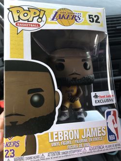 LeBron James Lakers funko pop
