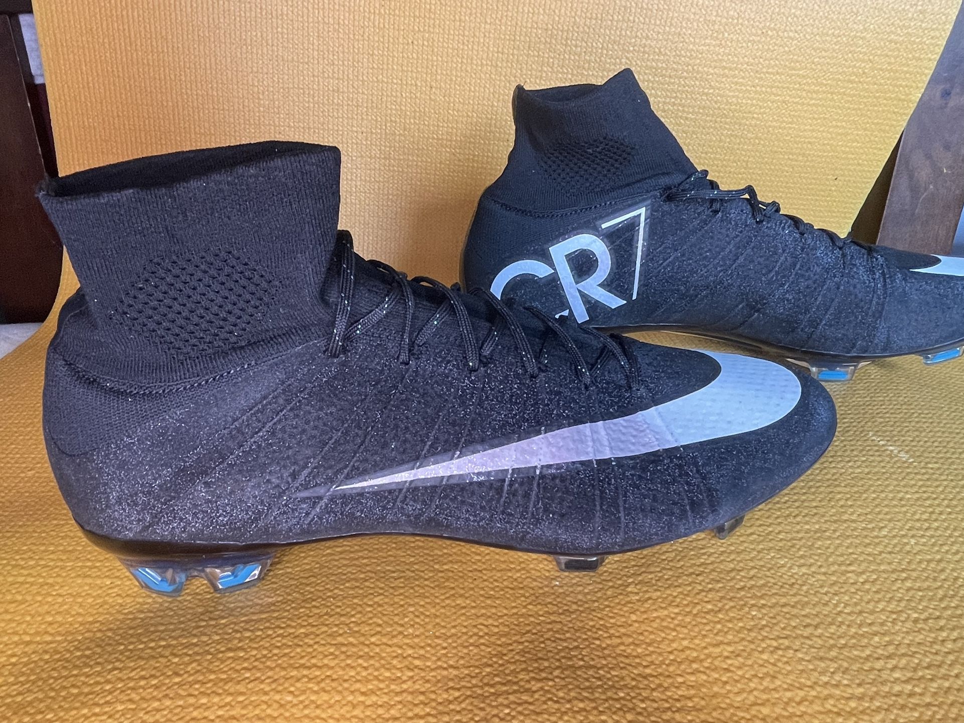 CR7