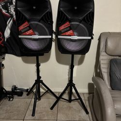 Bocinas.  Estan Como Nuevas.   