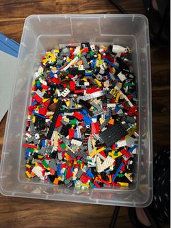 Legos - Loose $450 Whole Box or $13 per pound