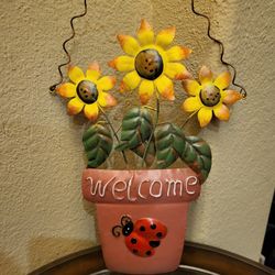 Metal Welcome Sunflower Pot Sign