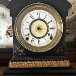 Mantle Clock 