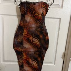 Fashion Nova Dress Size (L)