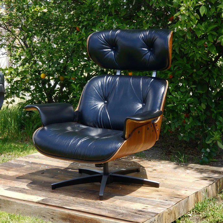 Plycraft Co. chair in style of Eames Lounge chair *REFINISHED*MILD IMPERFECTIONS 