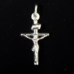 10kt Whitegold Cross Pendant