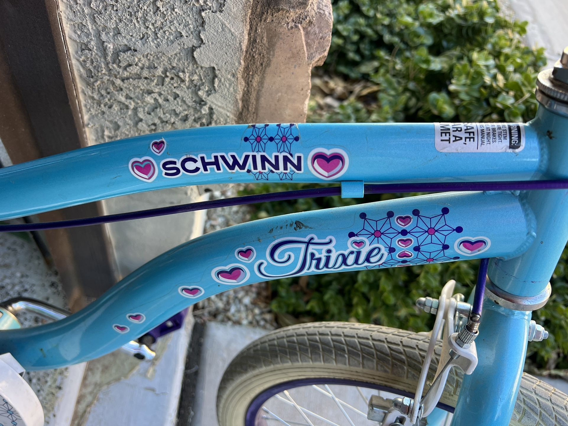 Girls 18in Schwinn Trixie Bike for Sale in Surprise AZ OfferUp