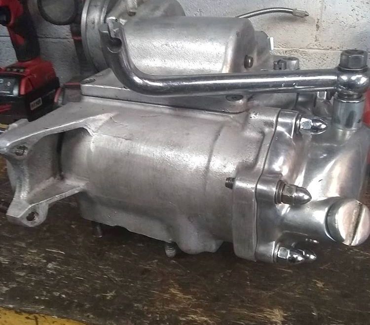 Harley Davidson OEM 4 speed Ratchet top Transmission