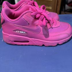 Hot pink air max