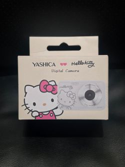 Hello Kitty YASHICA Digital Camera DZ-100 Playground YAS-DZ10HKP-WH  Brand New Sealed!