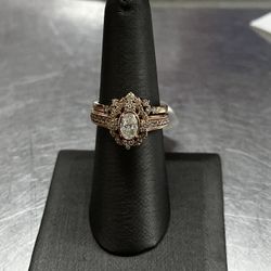 14kt Rose Gold Ring With Ring Gaurd