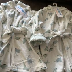 New set of 2 super cute carters dinosaur bath robes 0-9 months