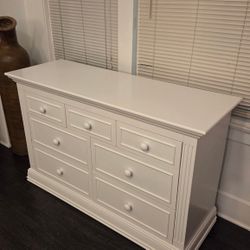 Providence 7 Drawer White Dresser 