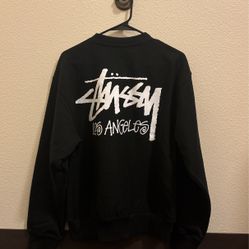 Black Stüssy sweatshirt