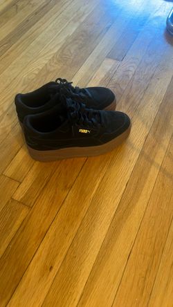 Puma Sneakers