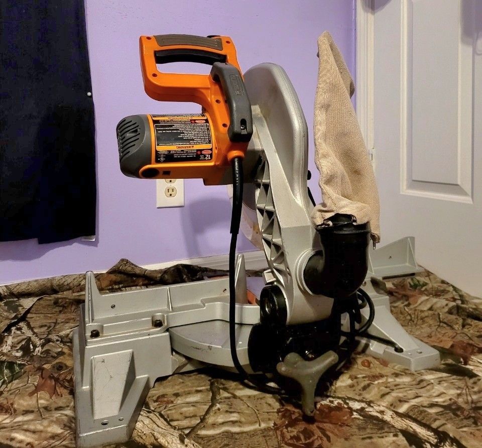 12" RIDGID miter Saw Good for Crown molding + More With laser guied And