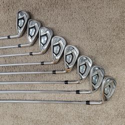 Callaway Rogue Irons 4-AW