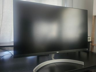 LG 27" 4K UHD Monitor - IPS FreeSync 60hz