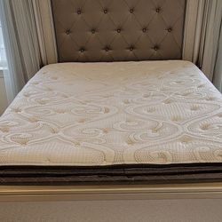 Queen Bed With Mattress From Rooms To Go