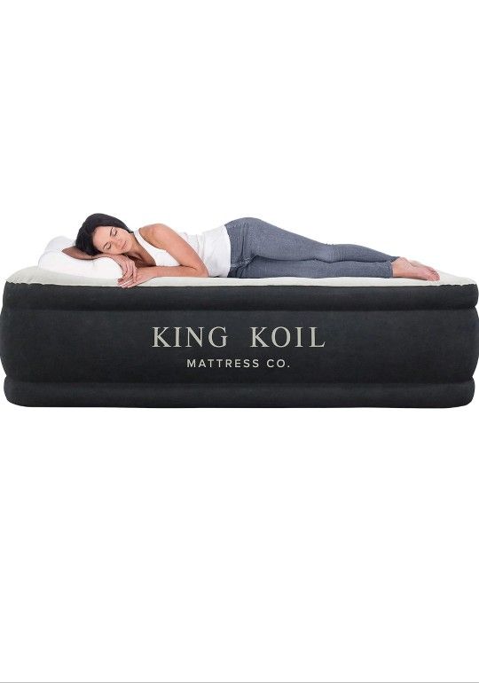 King Koil Plush Pillow Top King Air Mattress with Built-in High-Speed Pump Best for Home, Camping, Guests, 20" King Size Luxury Double Airbed Adjustab