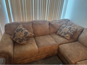 Free sectional
