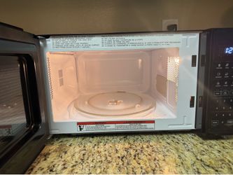 Chefman Microwave
