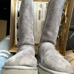 Uggs Size 7