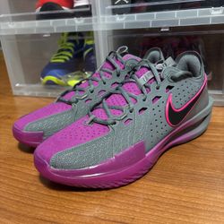 Nike GT Cut 3 Hot Fuchsia Basketball Shoes DV2913-006 Men’s Size 9 NWOB NEW