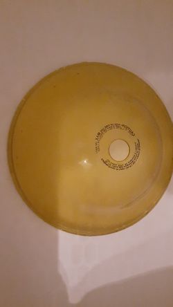 Copa para lámpara de vidrio.