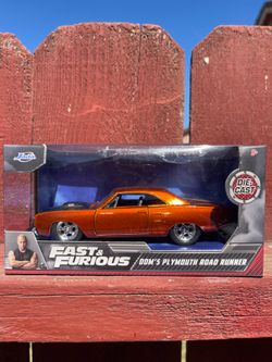 Jada Fast & Furious Dom's Plymouth Road Runner Die-Cast Car