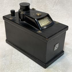 Vintage Leeds & Northrup DC microammeter or reflecting galvanometer