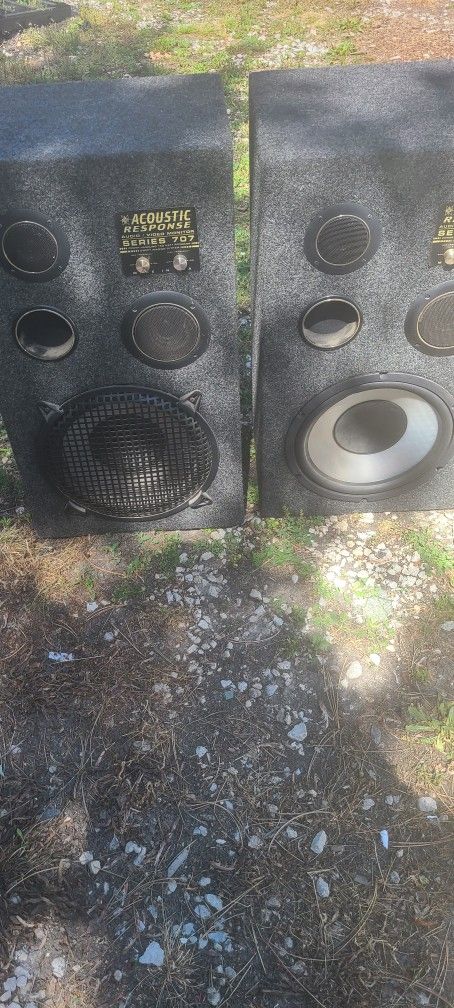 Acoustic Response Series 707 Audio 3 Way Speaker Audio/video Monitor USA Made. Pre-owned and great shape. Tested and sounds great.
